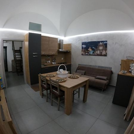 Aitho Apartment 45 カターニア エクステリア 写真