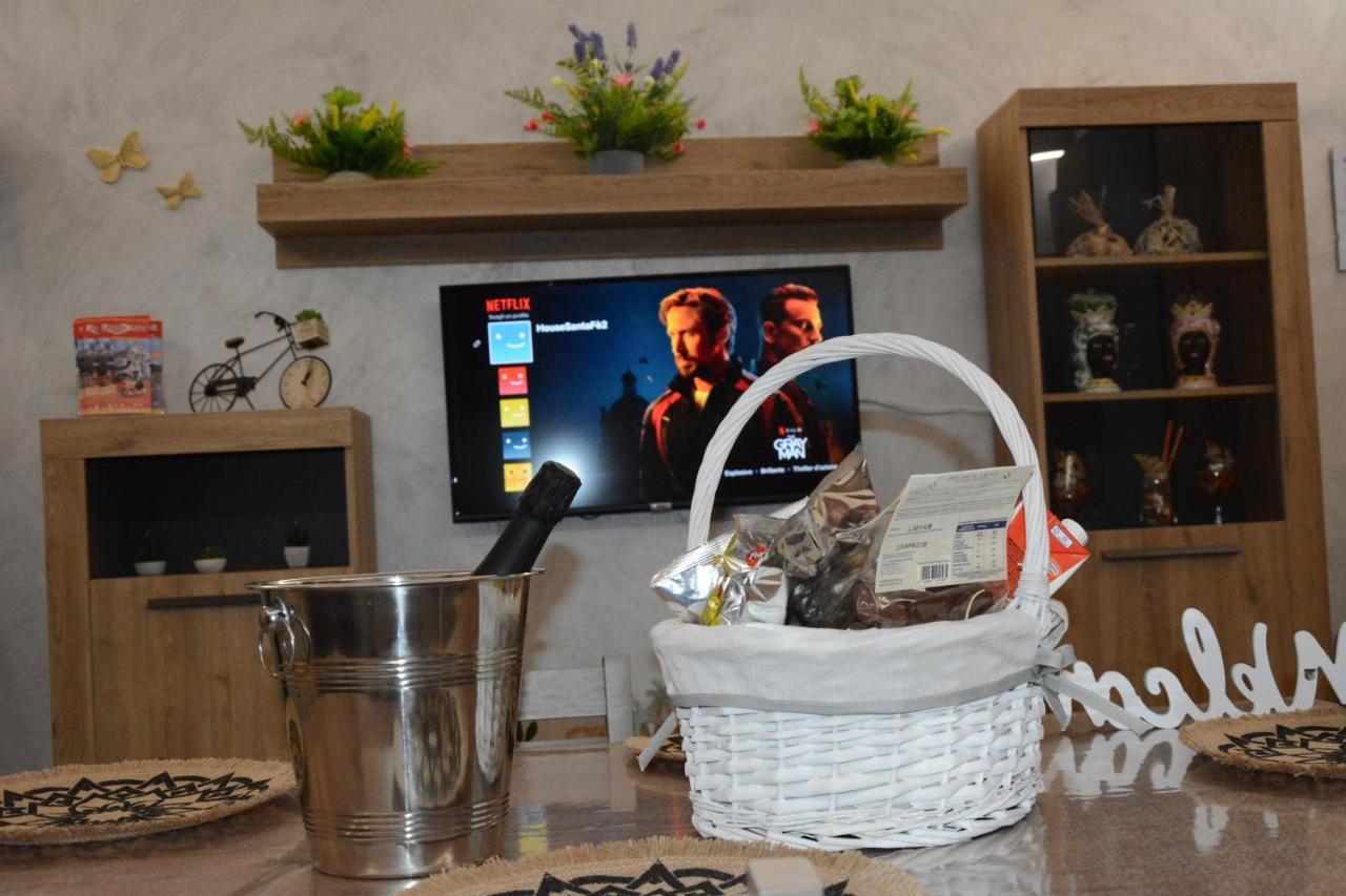 Aitho Apartment 45 カターニア エクステリア 写真